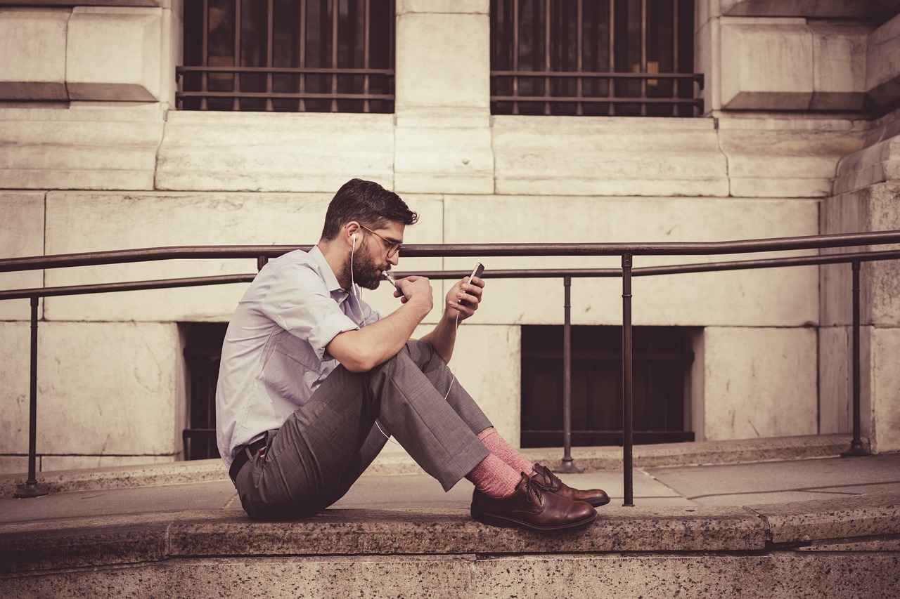 Types of Phone Holders Available