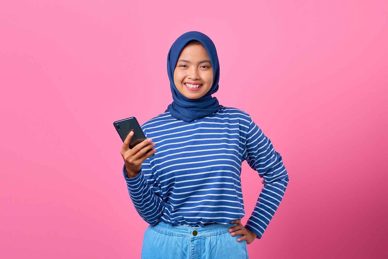 Types of Mobile Phone Holders
