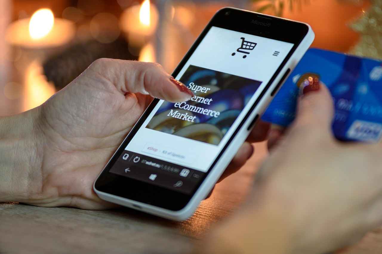 Top Features to Look for in Card Holder Phone Cases