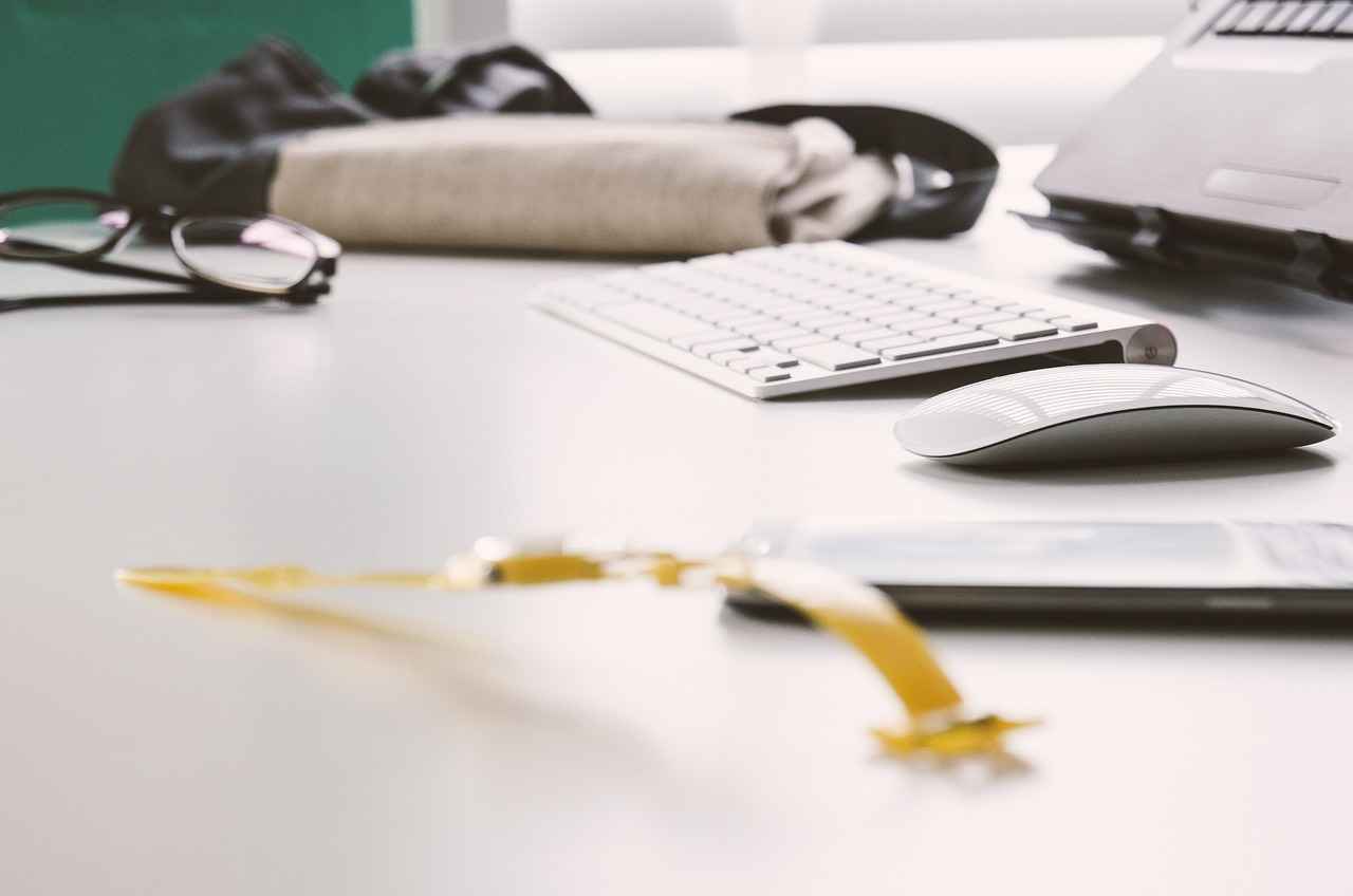 4. Popular Brands and Models of Cell Phone Holders