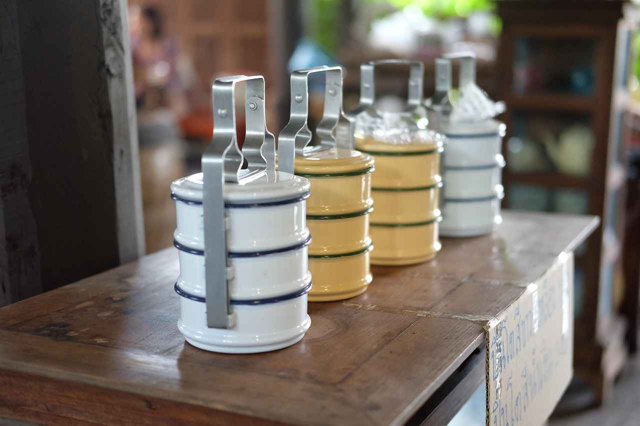 What Are Magnetic Car Phone Holders?