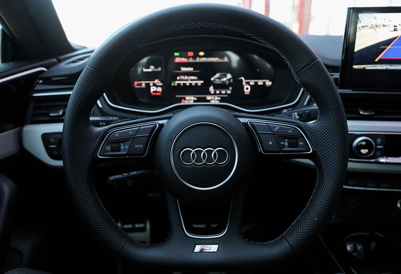 Types of Phone Holders for Car Cup Holders