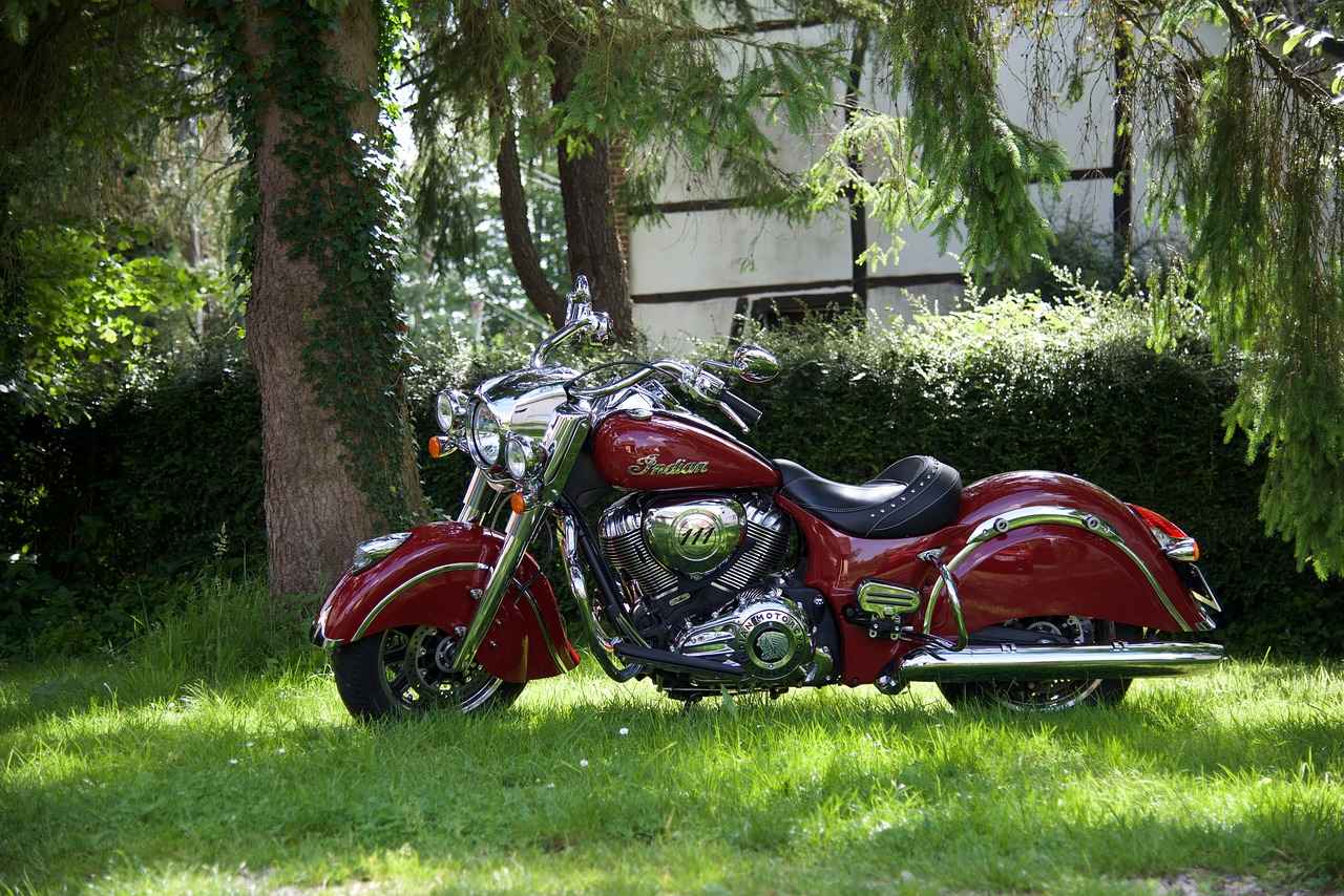 Durability and Weather Resistance: Choosing the Right Holder