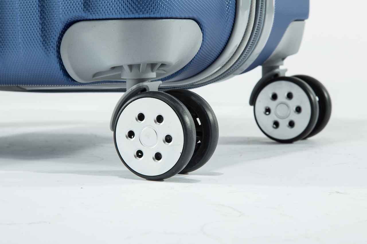 Why Crossbody Phone Holders Are Perfect for Active Lifestyles Why Crossbody Phone Holders Are Perfect for Active Lifestyles