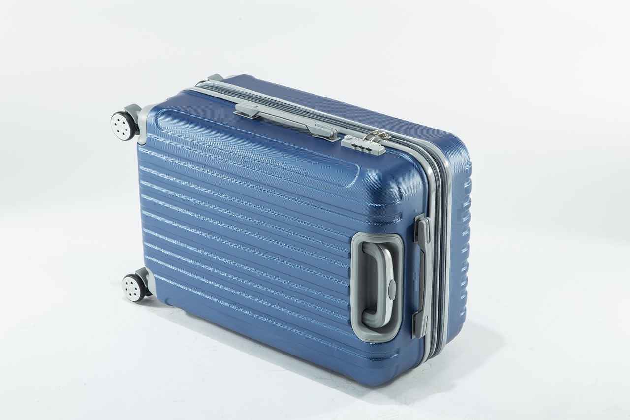 Why Choose YSL Phone Holder Bags?