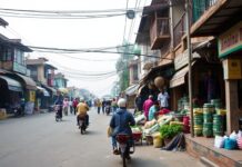 Exploring Dhaka: A Blend of Tradition and Modernity Exploring Dhaka: A Fusion of Tradition and Contemporary Life