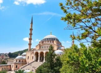 Exploring the Wonders of Turkey: A Traveler’s Guide to Health and Adventure Exploring the Wonders of Turkey: A Traveler's Guide to Well-being and Adventure