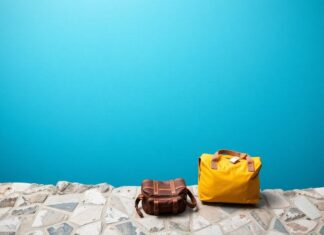 Packing Light: Travel Tips for the Minimalist Adventurer Packing Light: Travel Tips for the Minimalist Adventurer