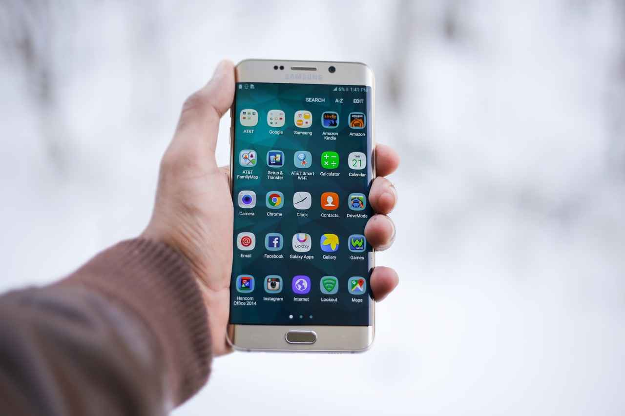 8. Maintenance Tips for Bedside Phone Holders