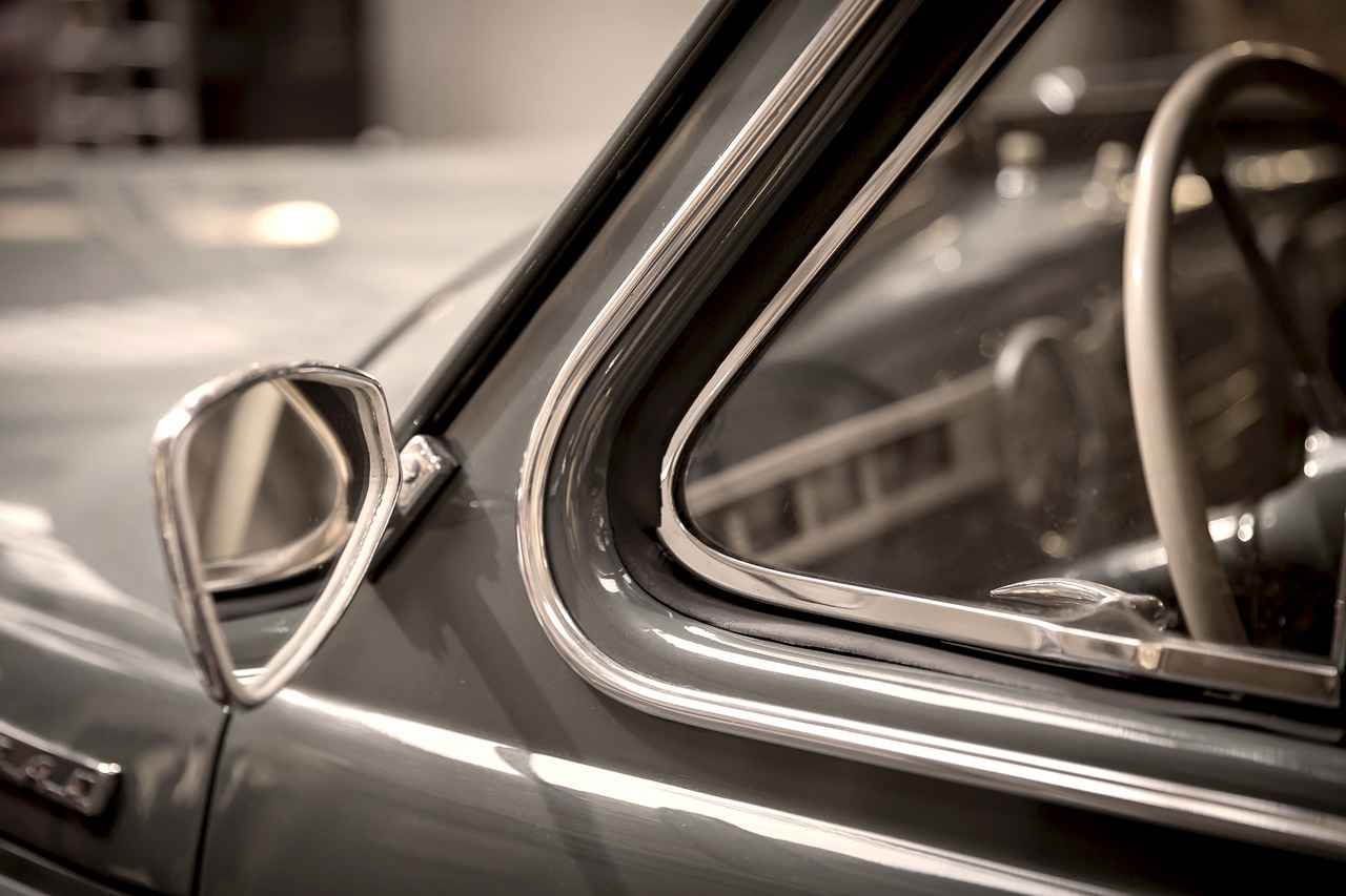 Maintaining Your Magnetic Car Mount