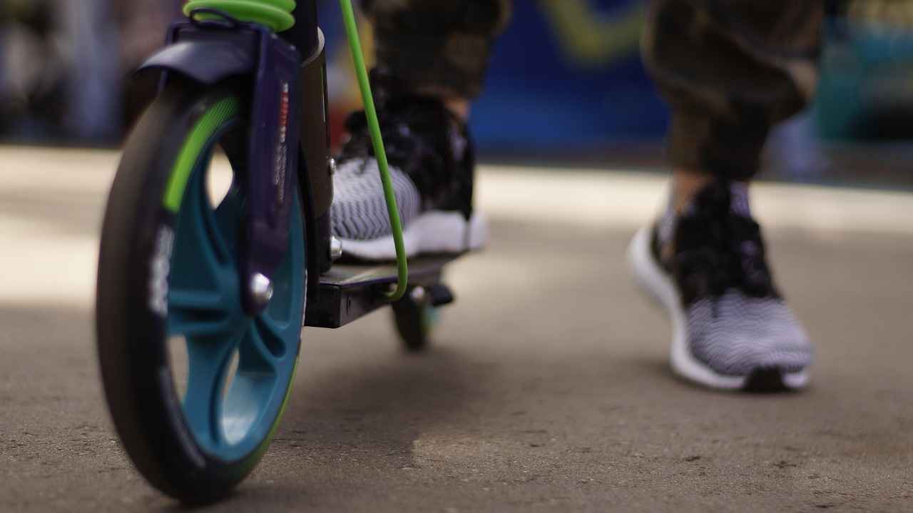 Best Scooter Phone Holders for Convenient Access